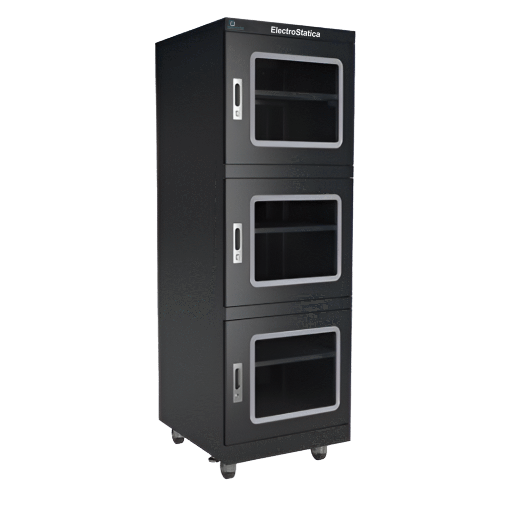 3 Door Dry Cabinet